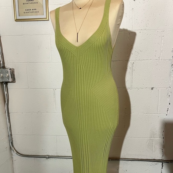 Lime green bodycon midi dress | Only worn once | Miss Lola - Picture 1 of 11